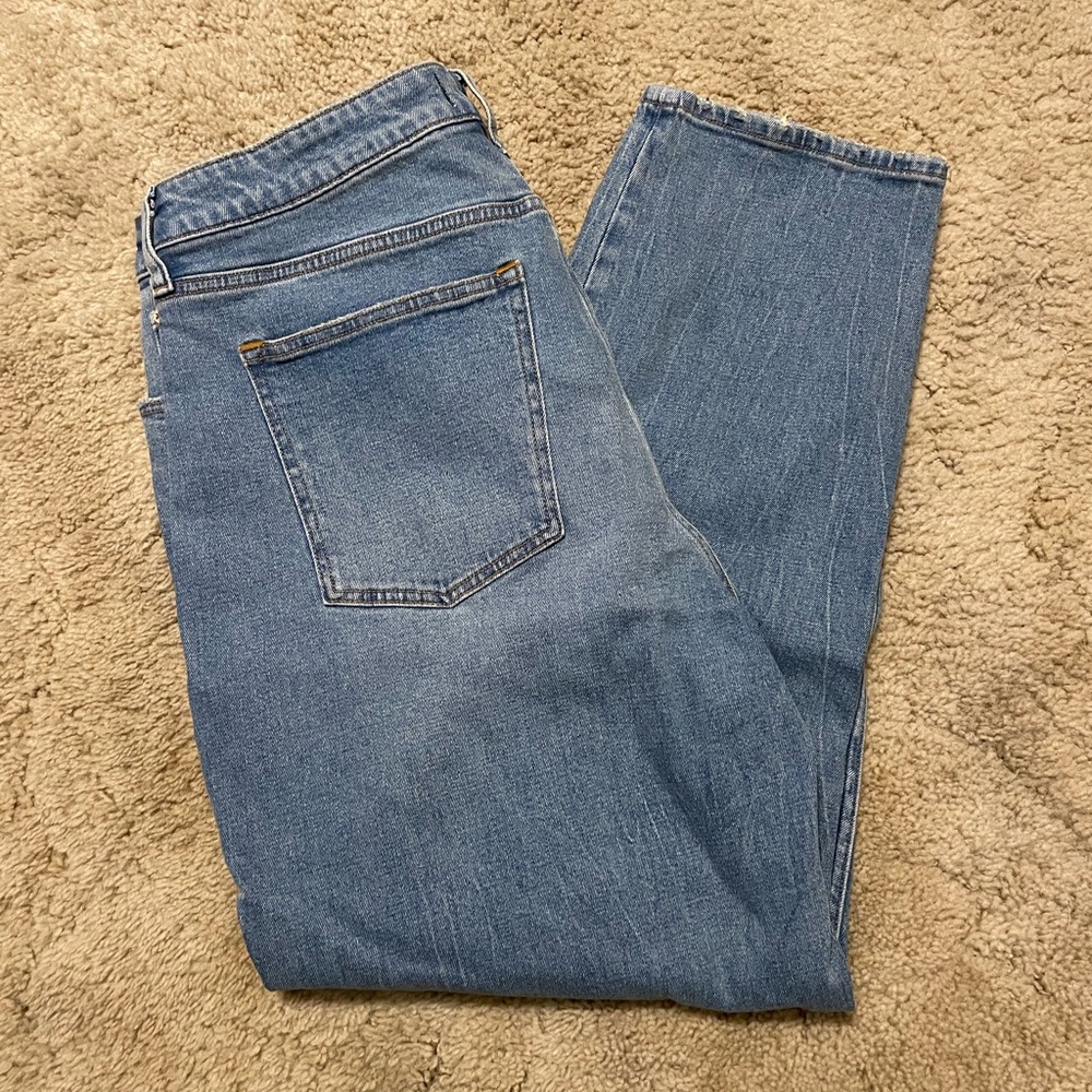 Abercrombie & Fitch High Rise Mom Jean